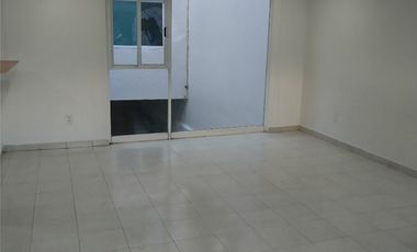 Casa en Renta en Iztacalco, Col. Militar Marte – Ideal para Familias