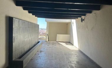 RENTO CASA EN BOSQUE DE VERSALLES, COLINAS DEL BOSQUE. 3