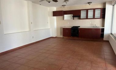 RENTO CASA EN BOSQUE DE VERSALLES, COLINAS DEL BOSQUE. 3