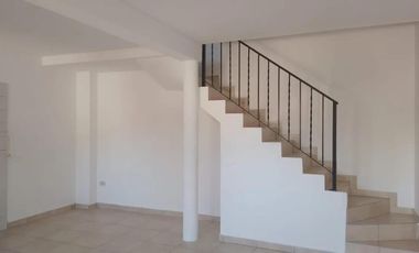 Dúplex en venta - 2 Dormitorios 1 Baño - Belén de Escobar