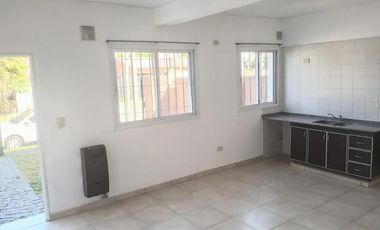 Dúplex en venta - 2 Dormitorios 1 Baño - Belén de Escobar