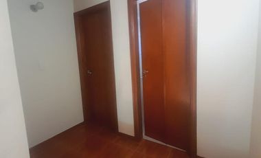 Casa en venta - 2 Dormitorios 2 Baños - 85Mts2 - Lobos
