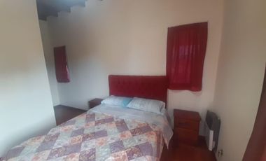 Casa en venta - 2 Dormitorios 2 Baños - 85Mts2 - Lobos