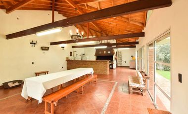 Casaquinta zona Cruce Varela