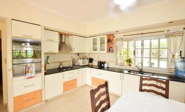 Casaquinta zona Cruce Varela