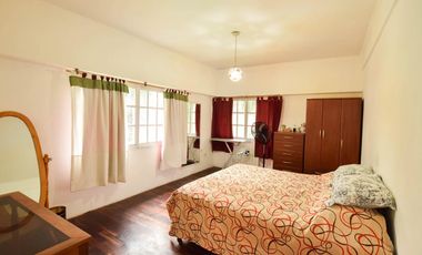 Casaquinta zona Cruce Varela