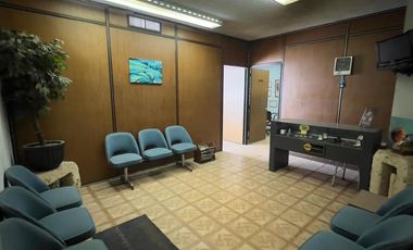 En Venta Consultorio u Oficina- Edificio Morelos, Centro de Monterrey