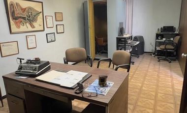 En Venta Consultorio u Oficina- Edificio Morelos, Centro de Monterrey