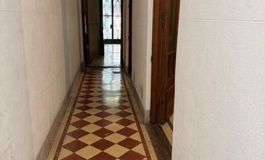 Edificio Comercial en alquiler - 3 Despachos 2 Baños - Balvanera