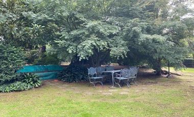 Casa en venta - 2 Dormitorios 3 Baños - 2.400Mts2 - Sierra de Los Padres