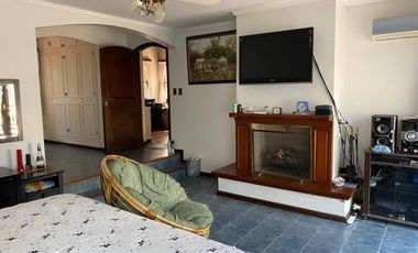 Casa en venta - 2 Dormitorios 3 Baños - 2.400Mts2 - Sierra de Los Padres