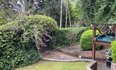 Casa en venta - 2 Dormitorios 3 Baños - 2.400Mts2 - Sierra de Los Padres