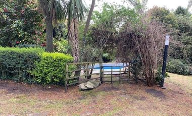 Casa en venta - 2 Dormitorios 3 Baños - 2.400Mts2 - Sierra de Los Padres