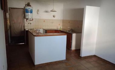 Casa en venta - 2 Dormitorios 1 Baño - 250Mts2 - Córdoba Capital