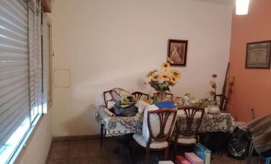 Casa en venta - 2 Dormitorios 1 Baño - 250Mts2 - Córdoba Capital