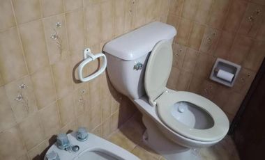 Casa en venta - 2 Dormitorios 1 Baño - 250Mts2 - Córdoba Capital