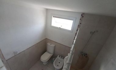 PH en venta - 3 Dormitorios 2 Baños - Cochera - 140,26Mts2 - Dolores