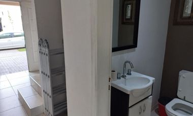 PH en venta - 3 Dormitorios 2 Baños - Cochera - 140,26Mts2 - Dolores