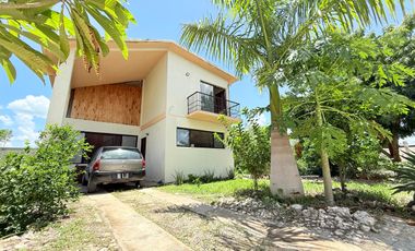 CASA EN VENTA EN PRIVADA EN UCU