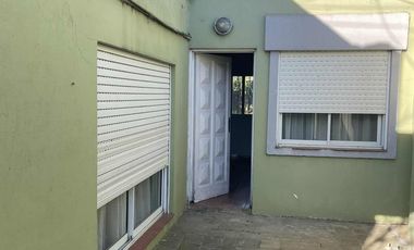 Propiedad ubicada en calle Italia 1041 - San Miguel del Monte