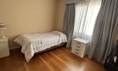 Propiedad en 2 Plantas con Piscina