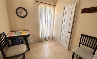 Propiedad en 2 Plantas con Piscina