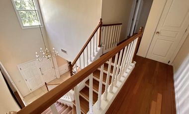 Propiedad en 2 Plantas con Piscina