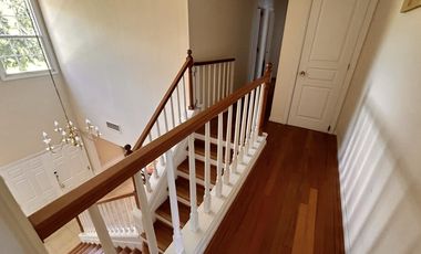 Propiedad en 2 Plantas con Piscina