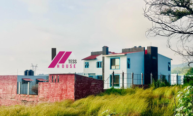 CASA CAMPESTRE CON VISTA AL VOLCAN