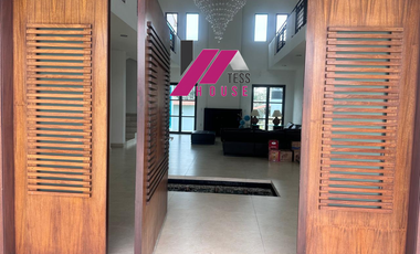 CASA CAMPESTRE CON VISTA AL VOLCAN