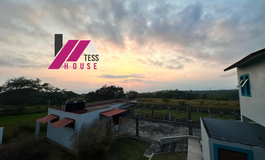 CASA CAMPESTRE CON VISTA AL VOLCAN