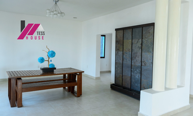 CASA CAMPESTRE CON VISTA AL VOLCAN