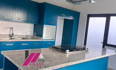 CASA CAMPESTRE CON VISTA AL VOLCAN