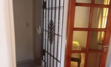 Triplex en venta - 4 Dormitorios 2 Baños - San Bernardo del Tuyú