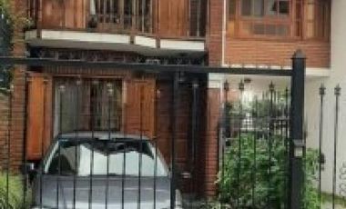 Triplex en venta - 4 Dormitorios 2 Baños - San Bernardo del Tuyú