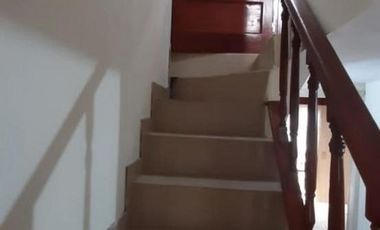 Triplex en venta - 4 Dormitorios 2 Baños - San Bernardo del Tuyú