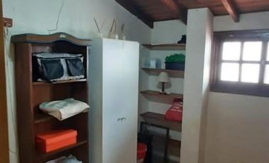 Triplex en venta - 4 Dormitorios 2 Baños - San Bernardo del Tuyú