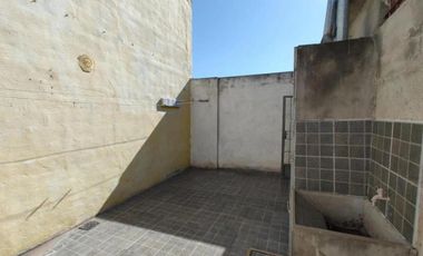Casa en venta - 2 Dormitorios 2 Baños - 250Mts2 - Córdoba
