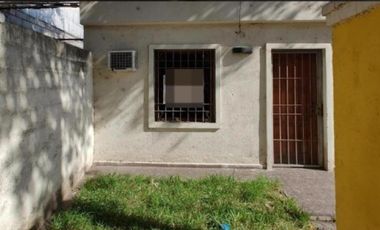 Casa en venta - 2 Dormitorios 2 Baños - 250Mts2 - Córdoba