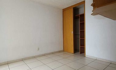 CASA EN RENTA DENTRO DE COTO EN SANTA MARIA TEQUEPEXPAN