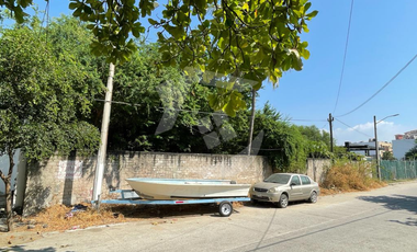 Terreno en Venta en Salagua, Manzanillo a 215 mts de la Playa