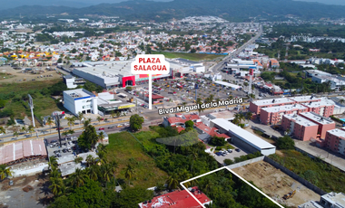 Terreno en Venta en Salagua, Manzanillo a 215 mts de la Playa