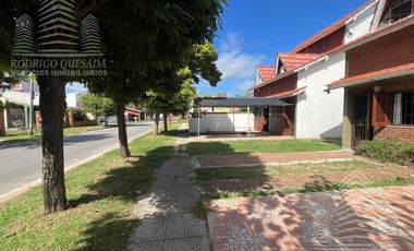 Dúplex 3 dormitorios c/ cochera en Costa Azul-