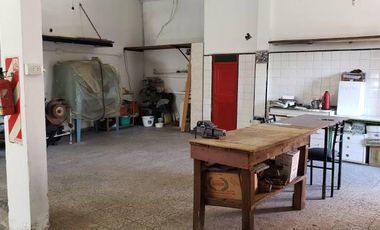 LANÚS * VENTA LOCAL COMERCIAL * A MTS AV. RIVADAVIA