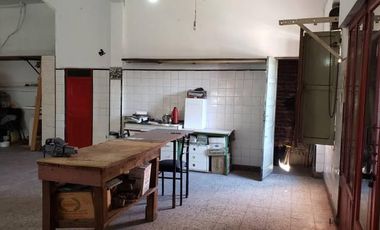 LANÚS * VENTA LOCAL COMERCIAL * A MTS AV. RIVADAVIA