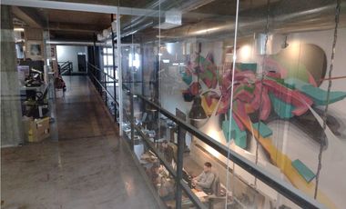 Local y/o Oficina - Excepcional -  480 m2 -  2 cocheras-  Dorrego al 100 -Excelente Ubicación