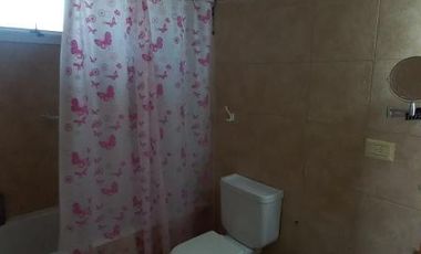 Departamento en venta - 2 Dormitorios 2 Baños - Cochera - 72Mts2 - Monte Grande