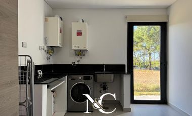 Casa en  venta en Costa Esmeralda vista al mar