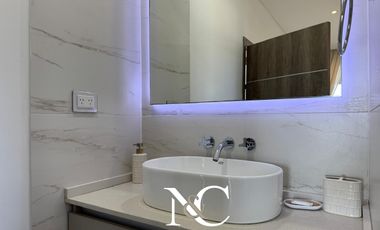 Casa en  venta en Costa Esmeralda vista al mar