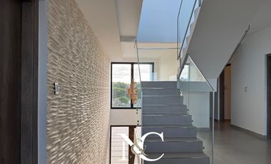 Casa en  venta en Costa Esmeralda vista al mar